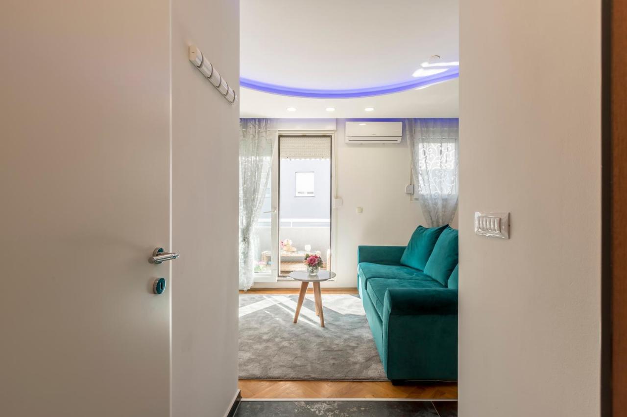 Noemi Luxury Apartment Solin Exterior photo